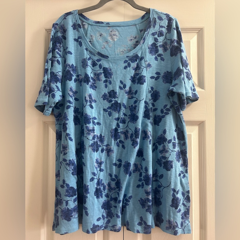 J Jill shirt women’s Size L Petite blue floral pima Cotton Short sleeve